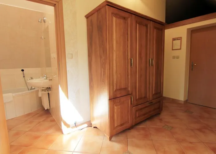 Jawor Quarto em Acomodações Particulares