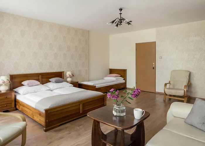 Jawor Quarto em Acomodações Particulares